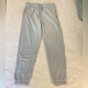 Aritzia Joggers